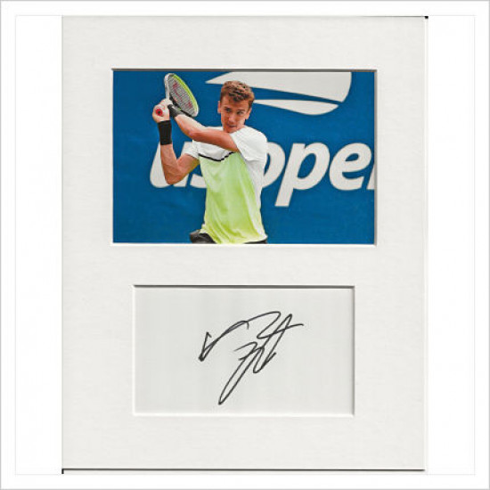 Andrey Kuznetsov signed genuine signature autograph display AFTAL