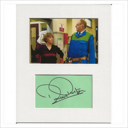 Duncan Preston signed genuine signature autograph display AFTAL