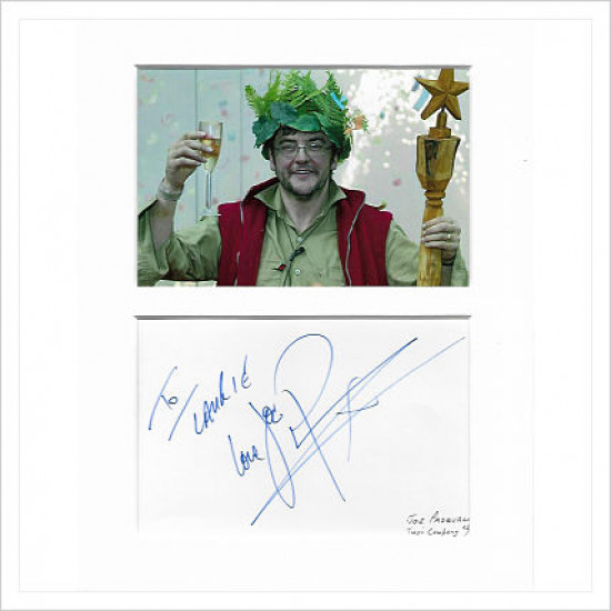 Joe Pasquale signed genuine signature autograph display AFTAL