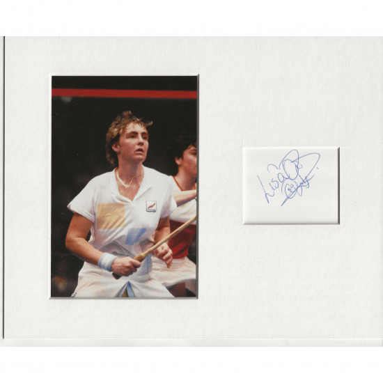 Lisa Opie signed genuine signature autograph display AFTAL