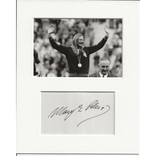 Mary Peters signed genuine signature autograph display AFTAL