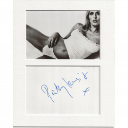 Patsy Kensit signed genuine signature autograph display AFTAL