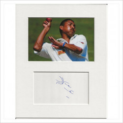 Phillip DeFreitas signed genuine signature autograph display AFTAL