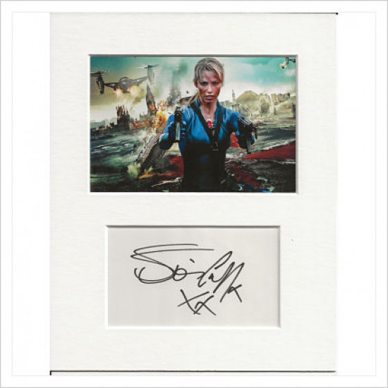 Sienna Guillory signed genuine signature autograph display AFTAL