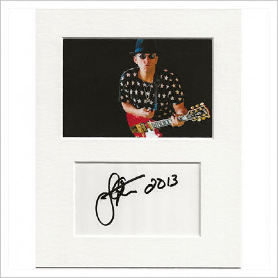 Stephen Dale Petit signed genuine signature autograph display AFTAL