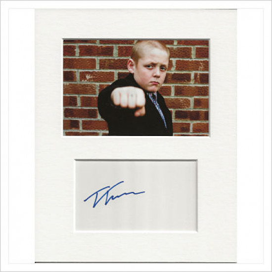 Thomas Turgoose signed genuine signature autograph display AFTAL